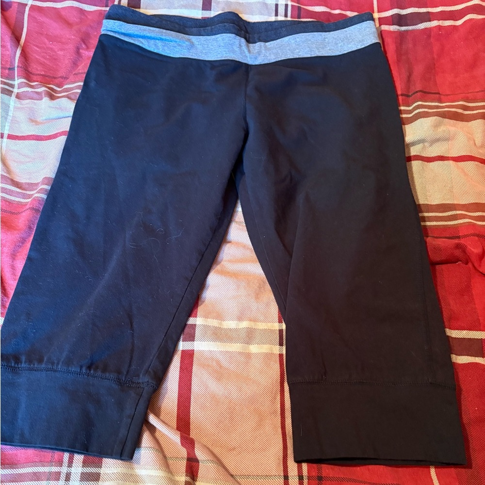 Aerie  Black cropped Leggings